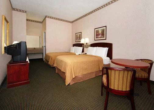 Quality Inn Tifton Quarto foto